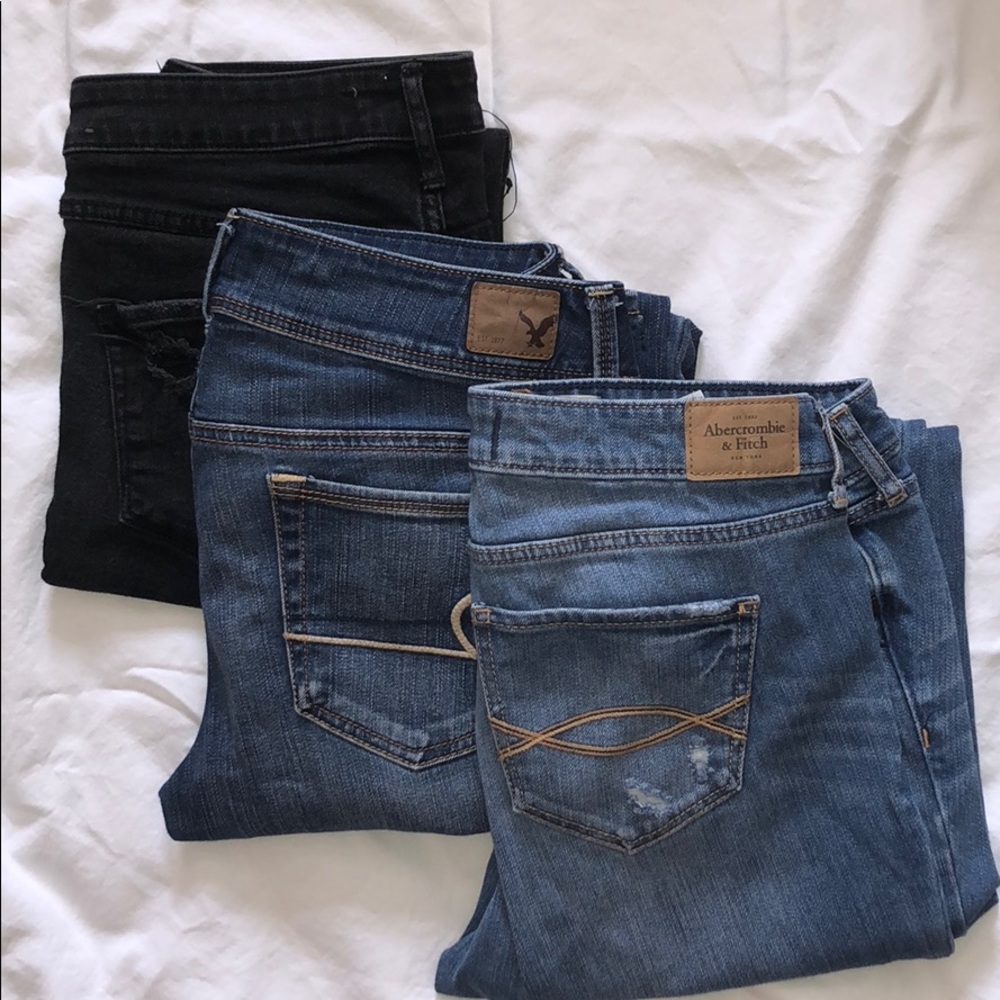 Lot of 3 pairs of jeans